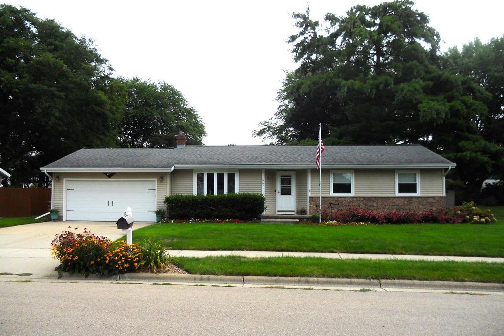 1065 Tara Drive, Sun Prairie, WI 53590
