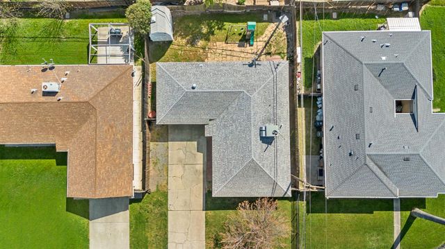 2306 51st Ave, Sacramento, CA 95822