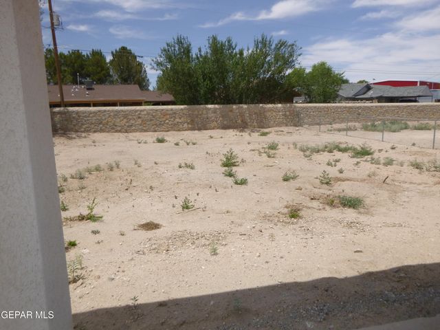471 Huereque Drive Unit A, Socorro, TX 79927