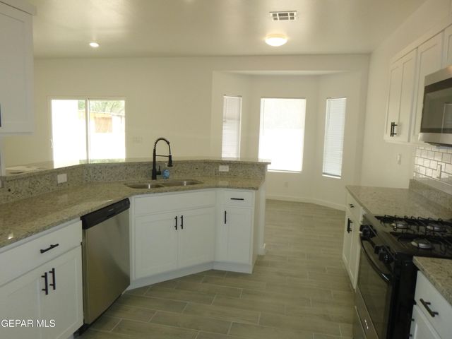 471 Huereque Drive Unit A, Socorro, TX 79927
