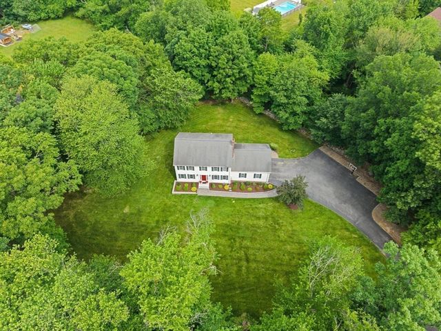 5 Winchester Rd, Medway, MA 02053