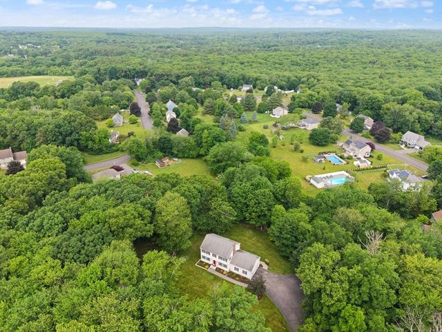 5 Winchester Rd, Medway, MA 02053