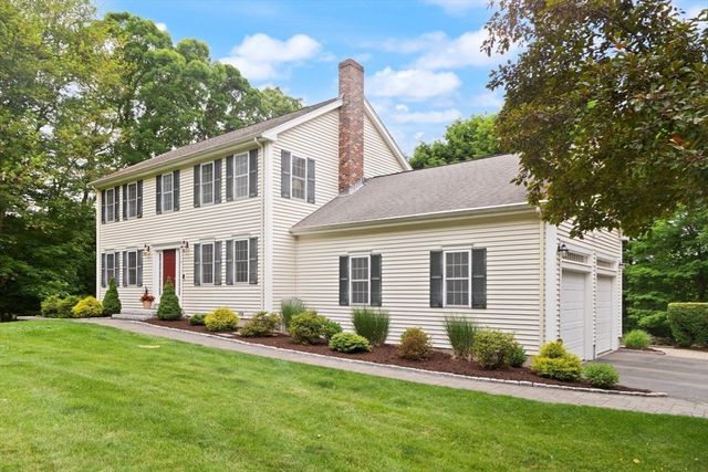 5 Winchester Rd, Medway, MA 02053