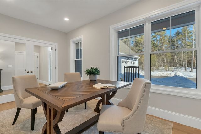 148 County Road, Amherst, NH 03031