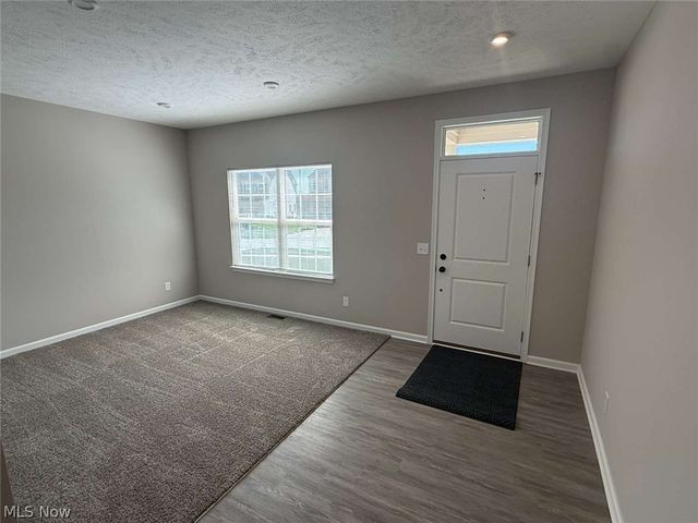 31 Germaine Circle, Kent, OH 44240