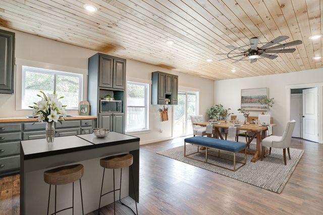 136 Hill County Road 1413 E, Grandview, TX 76050