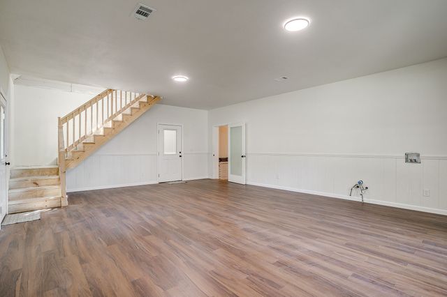 136 Hill County Road 1413 E, Grandview, TX 76050