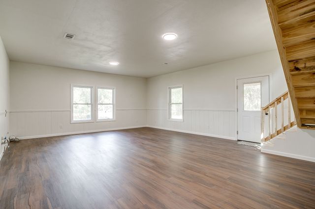 136 Hill County Road 1413 E, Grandview, TX 76050