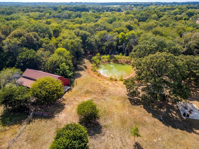 136 Hill County Road 1413 E, Grandview, TX 76050