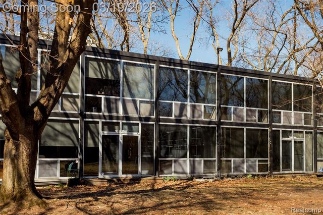 1346 Nicolet Place, Detroit, MI 48207