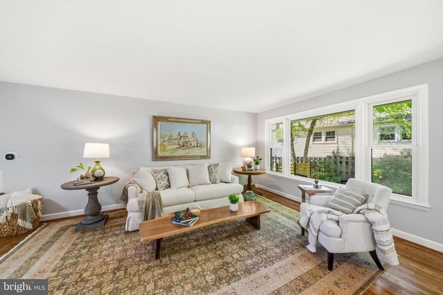 2 ORLEANS TER, Kensington, MD 20895