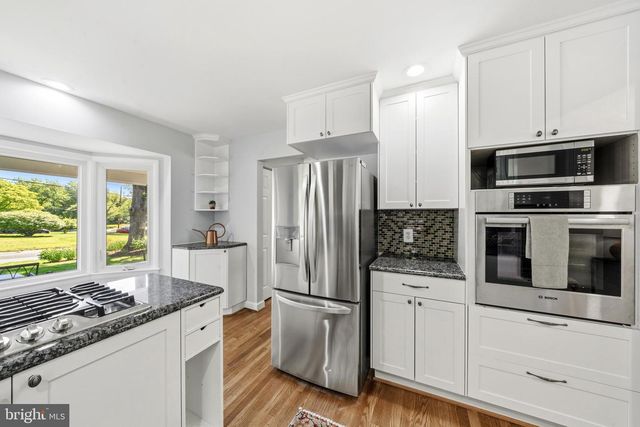 2 ORLEANS TER, Kensington, MD 20895