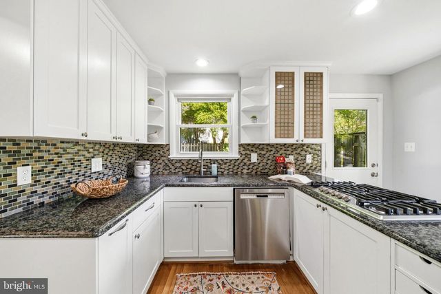 2 ORLEANS TER, Kensington, MD 20895