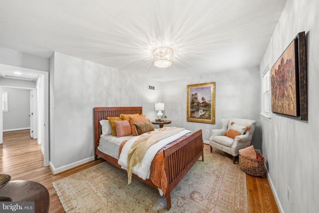2 ORLEANS TER, Kensington, MD 20895
