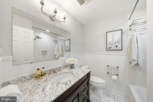 2 ORLEANS TER, Kensington, MD 20895