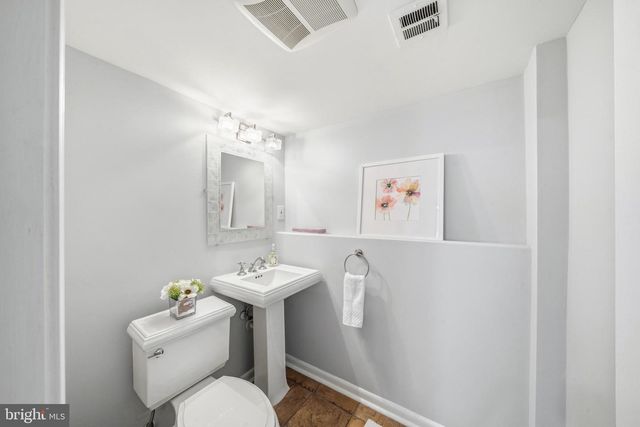 2 ORLEANS TER, Kensington, MD 20895