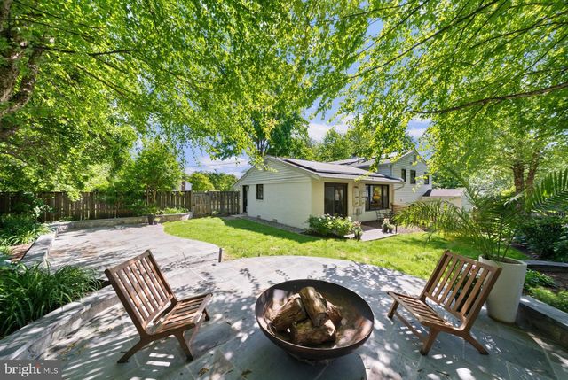 2 ORLEANS TER, Kensington, MD 20895