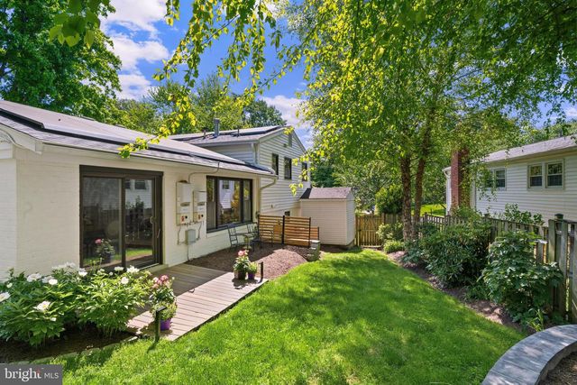 2 ORLEANS TER, Kensington, MD 20895