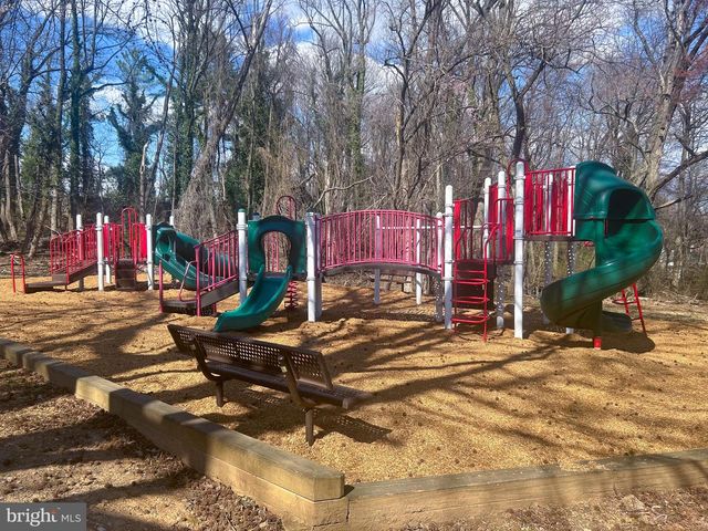 2 ORLEANS TER, Kensington, MD 20895