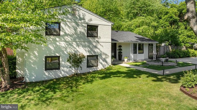 2 ORLEANS TER, Kensington, MD 20895