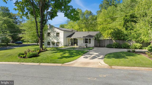 2 ORLEANS TER, Kensington, MD 20895