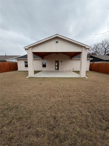 2506 Bliss Street, Greenville, TX 75402