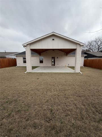 2506 Bliss Street, Greenville, TX 75402