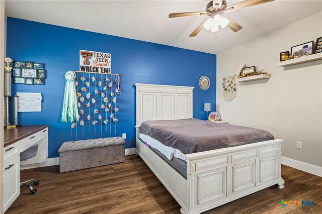 1090 County Road 334, Burnet, TX 78611