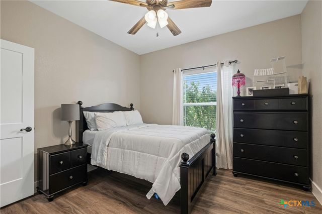 1090 County Road 334, Burnet, TX 78611
