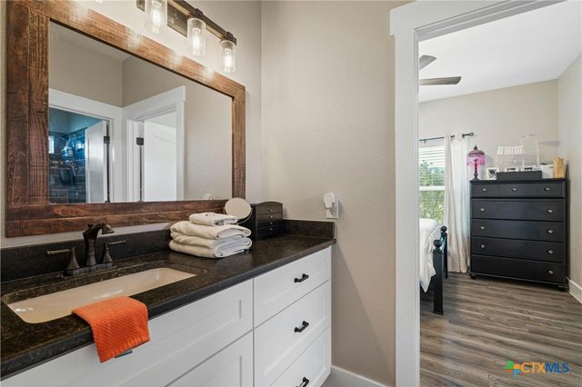 1090 County Road 334, Burnet, TX 78611