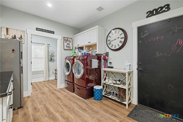 1090 County Road 334, Burnet, TX 78611