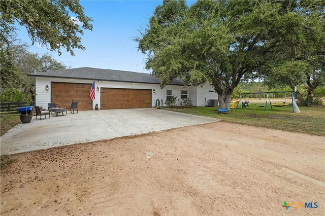 1090 County Road 334, Burnet, TX 78611