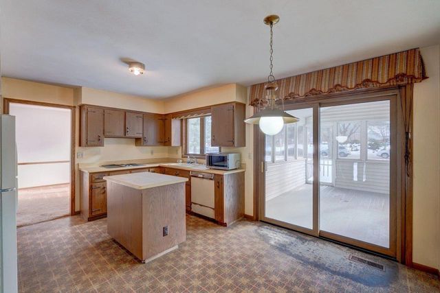 30 Morningdale Circle, Madison, WI 53717