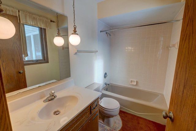 30 Morningdale Circle, Madison, WI 53717