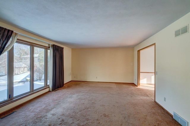 30 Morningdale Circle, Madison, WI 53717