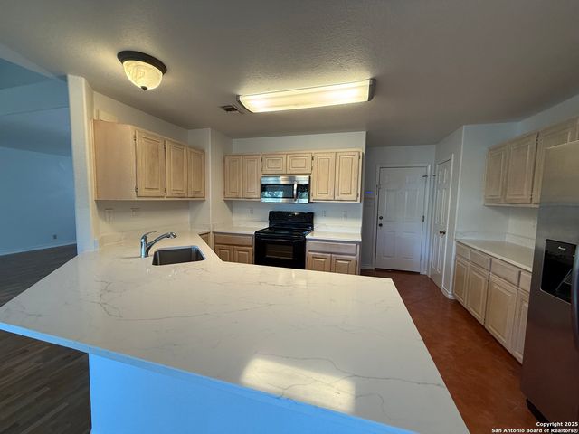 1907 Summerwood Dr, San Antonio, TX 78232