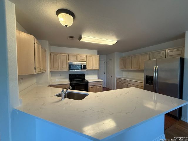 1907 Summerwood Dr, San Antonio, TX 78232