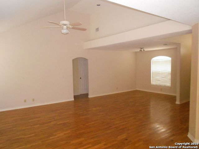 1907 Summerwood Dr, San Antonio, TX 78232