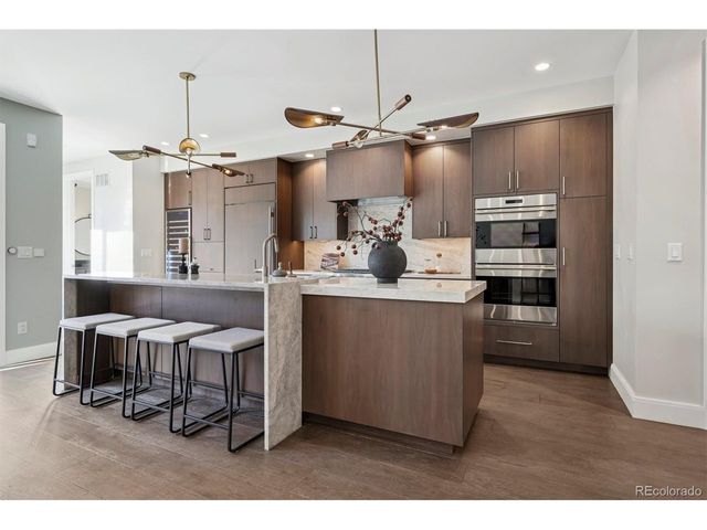 525 Columbine St, Denver, CO 80206