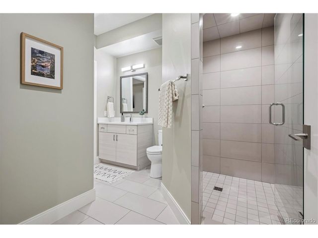 525 Columbine St, Denver, CO 80206