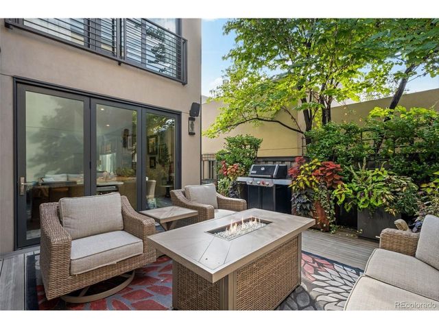 525 Columbine St, Denver, CO 80206