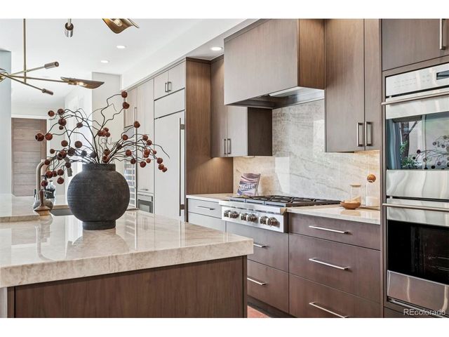 525 Columbine St, Denver, CO 80206