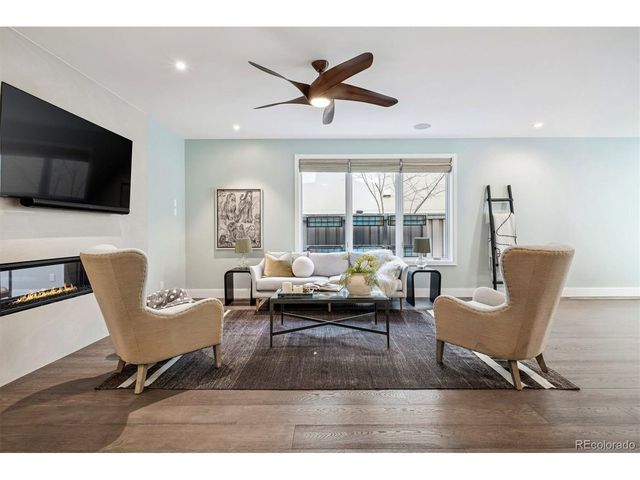 525 Columbine St, Denver, CO 80206