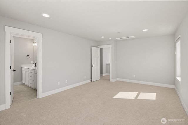 10 160th Place SE, Bothell, WA 98012