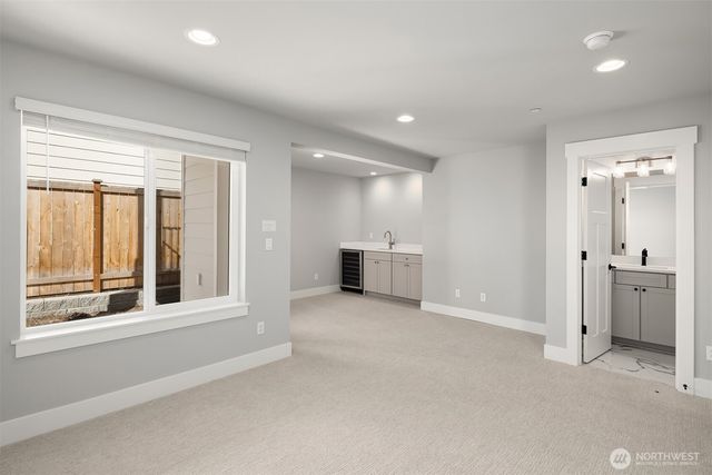 10 160th Place SE, Bothell, WA 98012