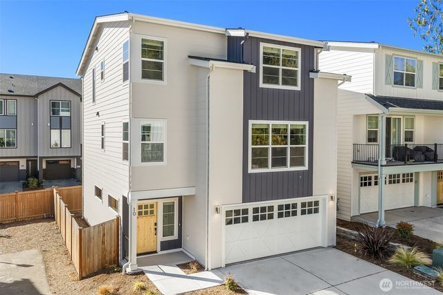 10 160th Place SE, Bothell, WA 98012