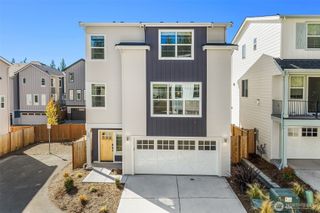 10 160th Place SE, Bothell, WA 98012