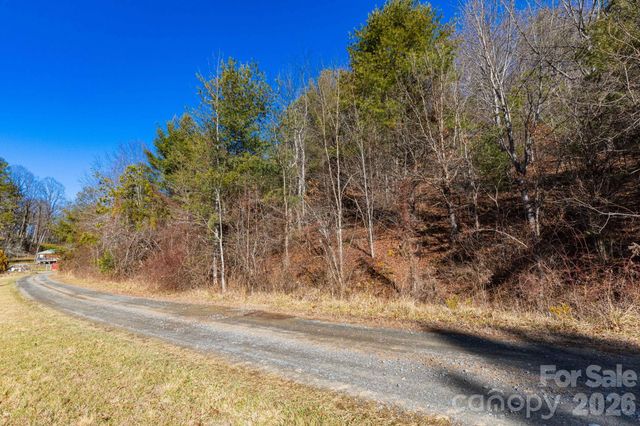 999 Rosalie Lane 6, Waynesville, NC 28785