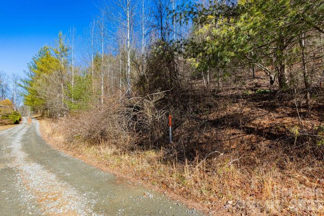 999 Rosalie Lane 6, Waynesville, NC 28785