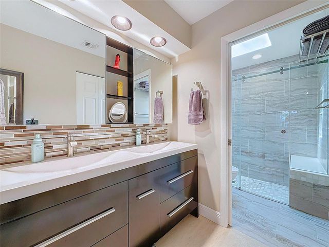 1420 Seagrape Circle, Weston, FL 33326